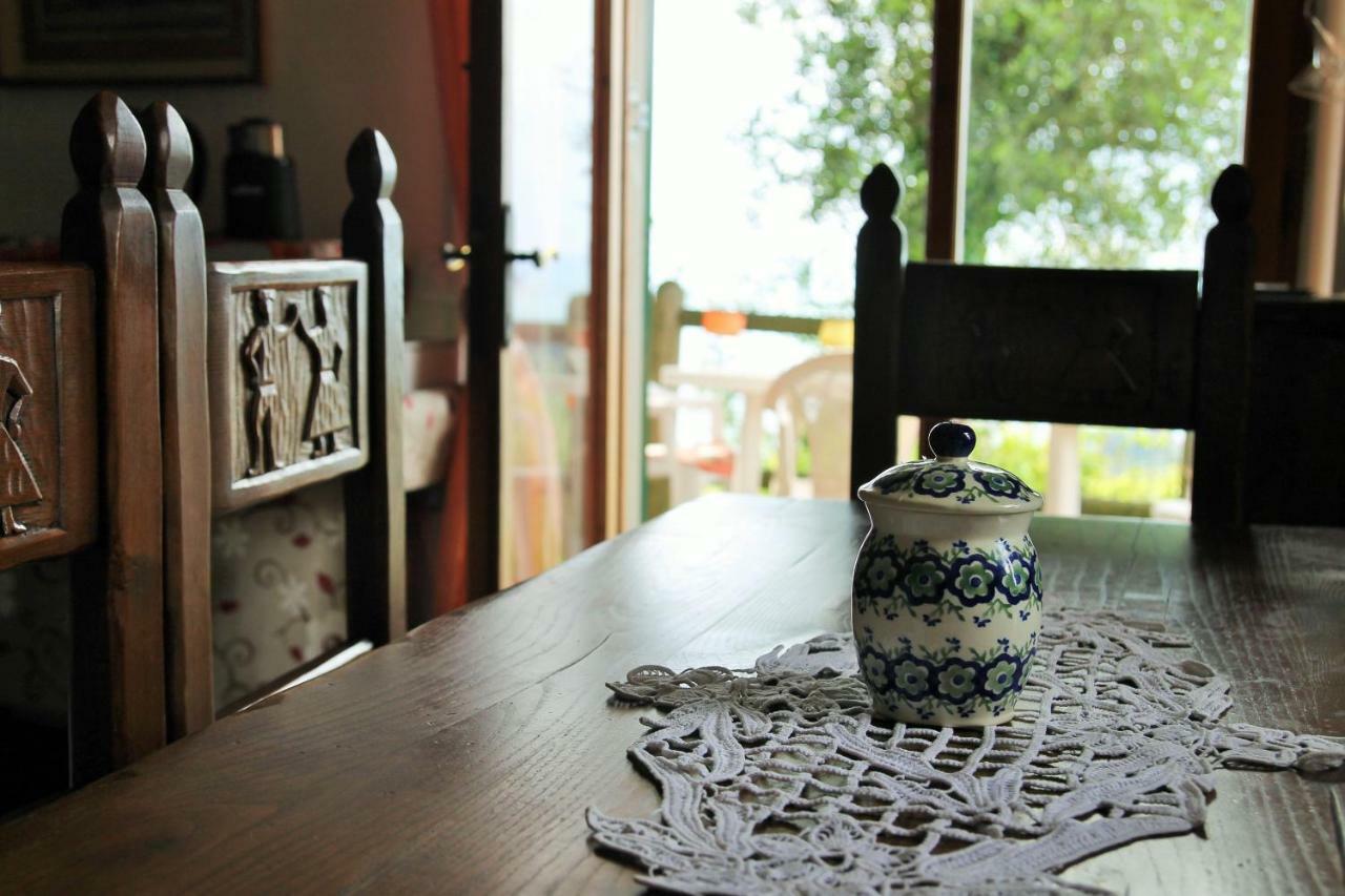 Ai Canarbin - Colline Di เลริชี ภายนอก รูปภาพ
